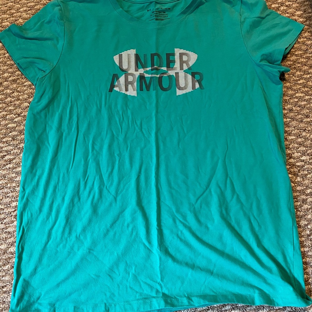 Under Armour classic tee
